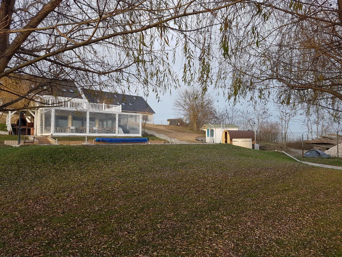 Pike Inn Dunavatul De Sus - Delta Dunarii Dunavăţu de Sus Exterior foto